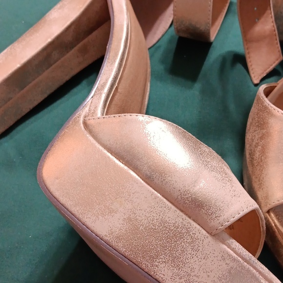 Matte Gold Heels - Picture 7 of 7